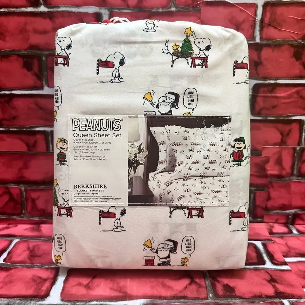Peanuts Christmas Charlie Brown & Snoopy QUEEN Sheets